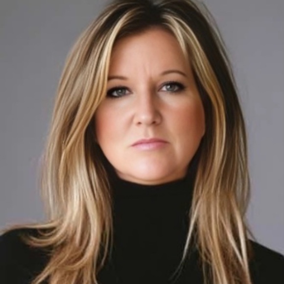 Meet your Posher, Kim - Picture 1 of 5